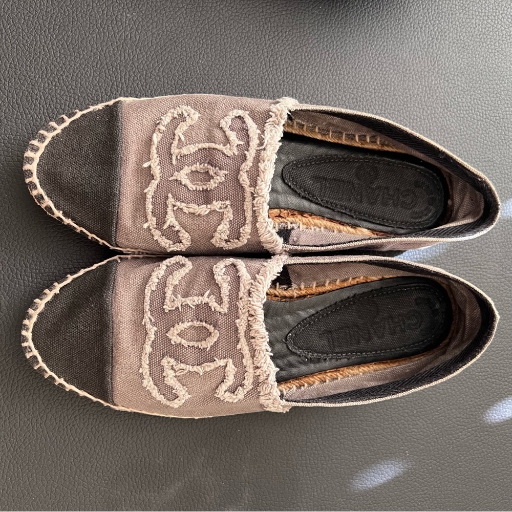 Chanel Gray Black Colorblock Interlocking CC Logo Canvas Espadrilles Slip Shoes - Picture 7 of 11